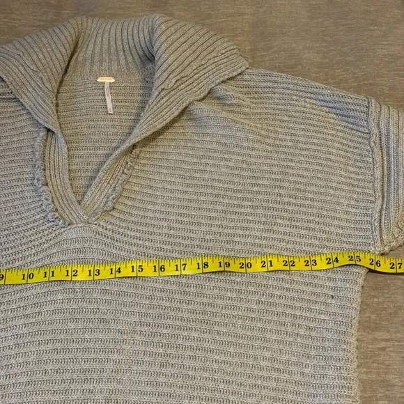 Free People M Tan Pebble Marlie V-neck Pullover Sweater - Picture 11 of 12